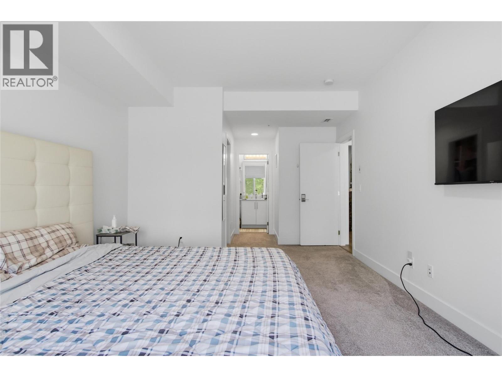 #216 2046 ROBSON Place - 12