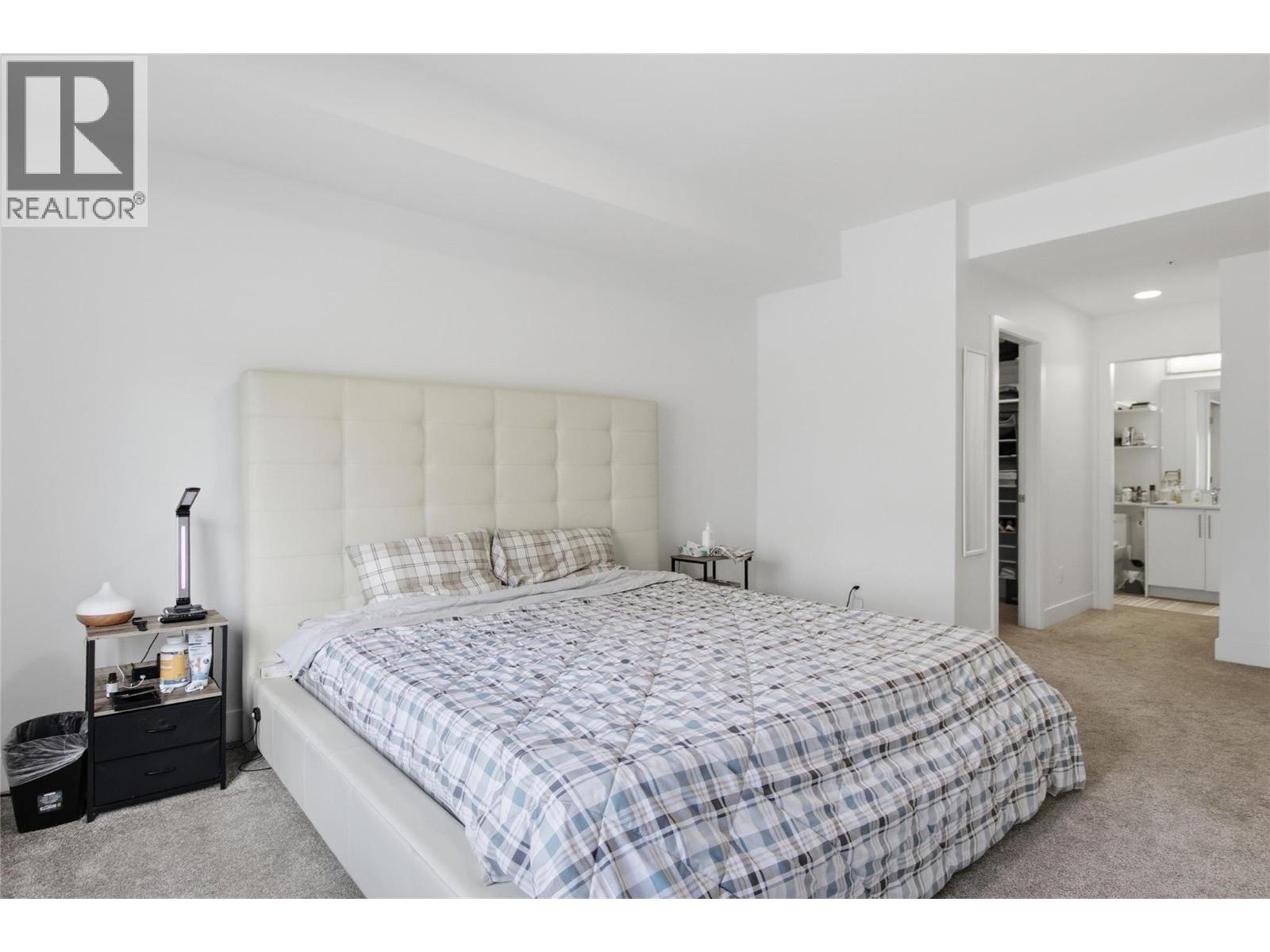 #216 2046 ROBSON Place - 11