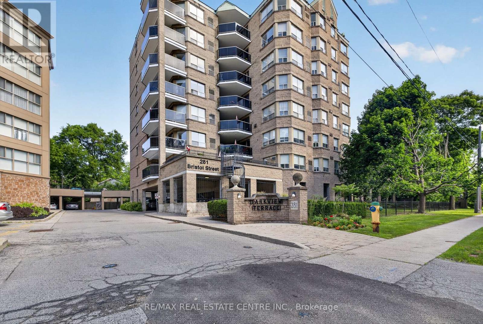 #602 281 BRISTOL STREET - 1