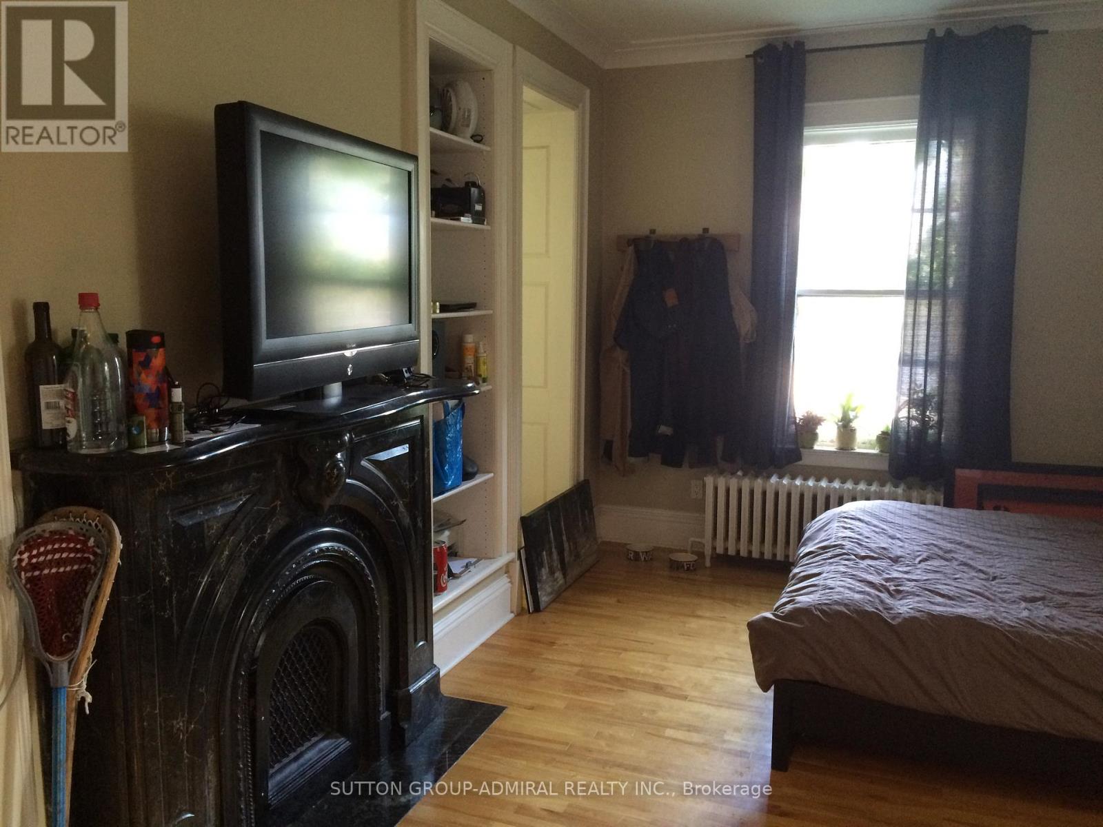 162 DALY AVENUE - 17