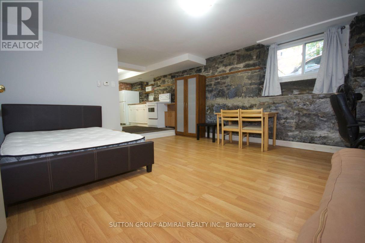 162 DALY AVENUE - 28