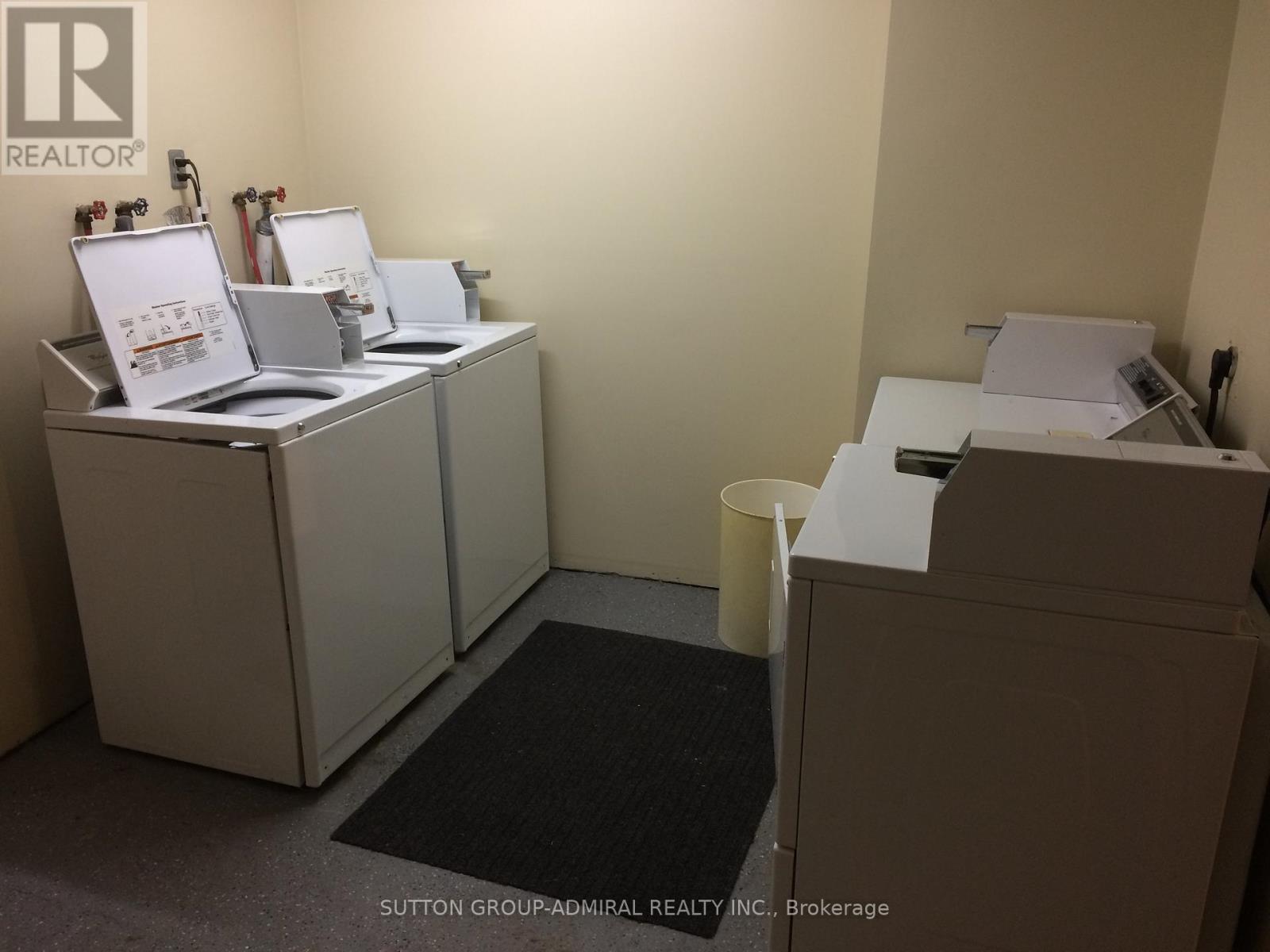 162 DALY AVENUE - 9