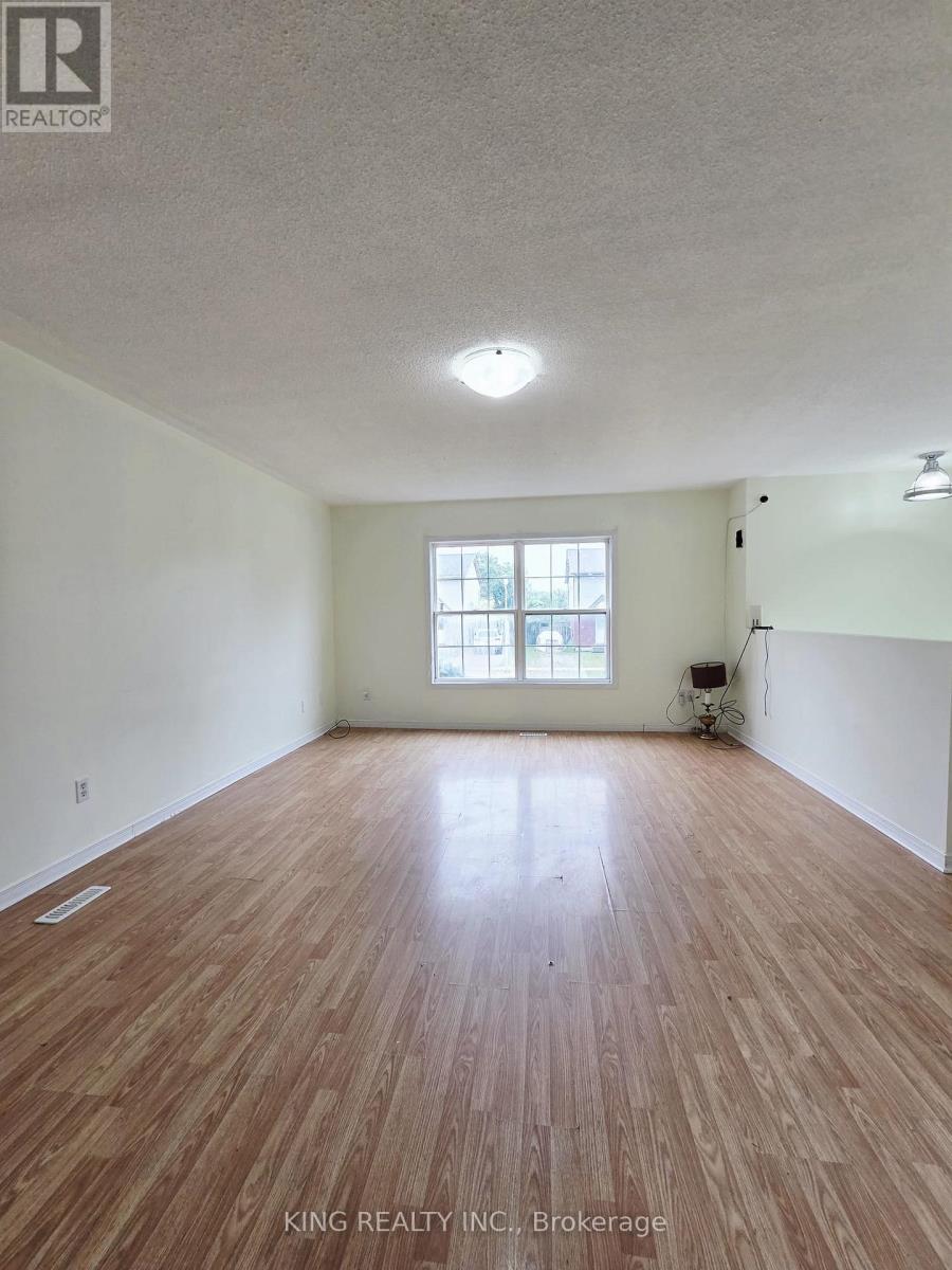 322 FLEMING DRIVE - 3