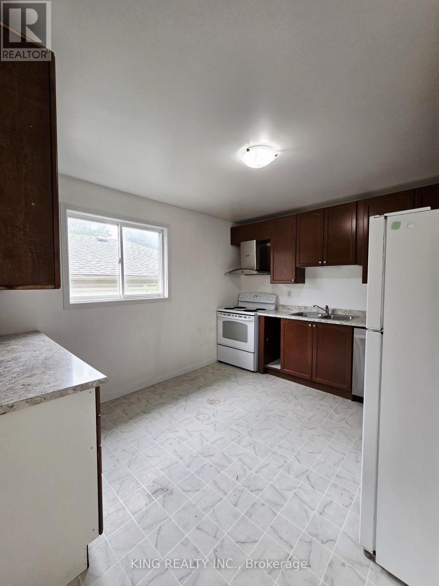 322 FLEMING DRIVE - 4