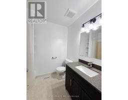 Bathroom - 322 Fleming Drive, London East, ON N5V4Y6 Photo 7