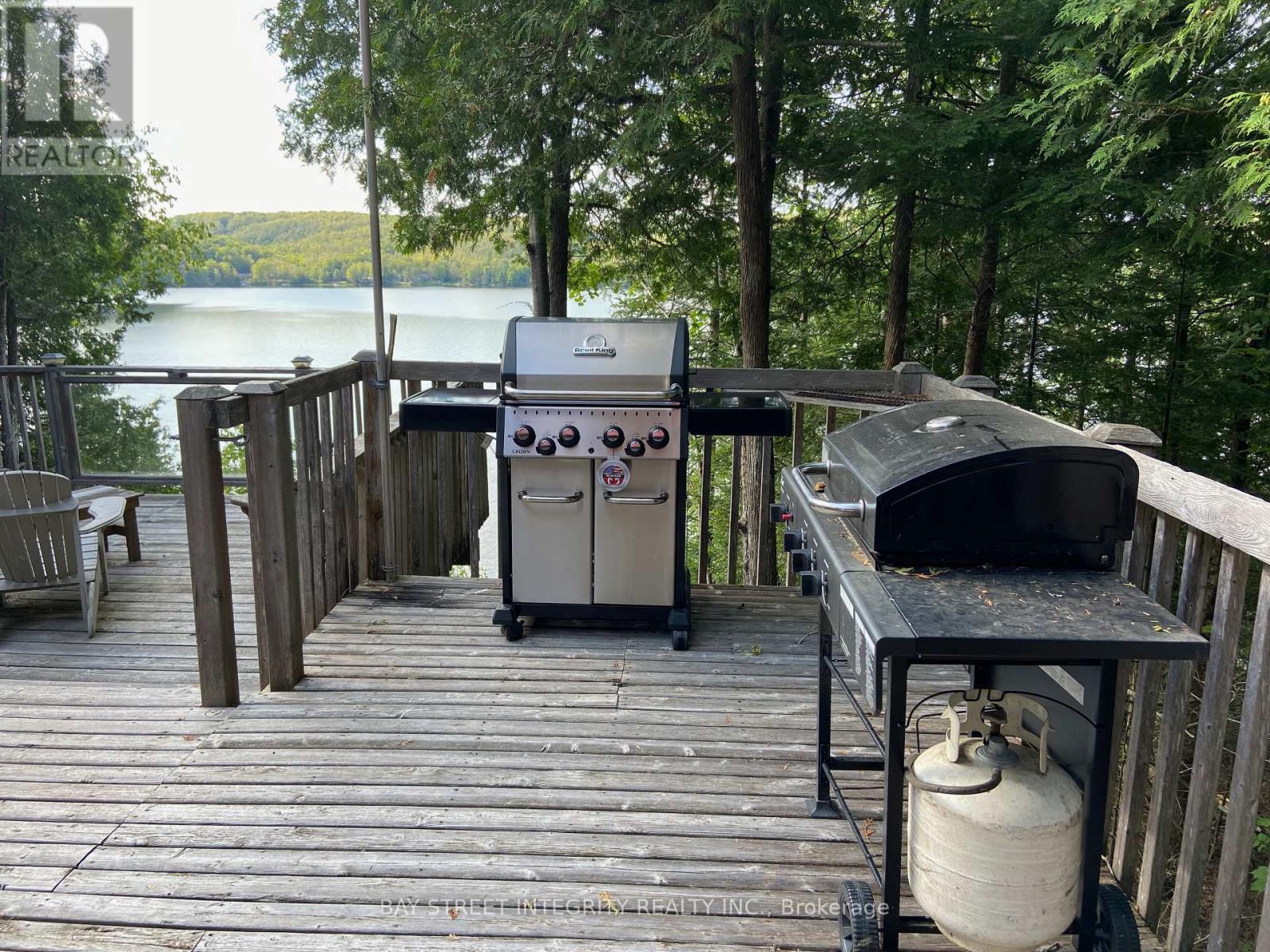 376 FARADALE COURT - 12