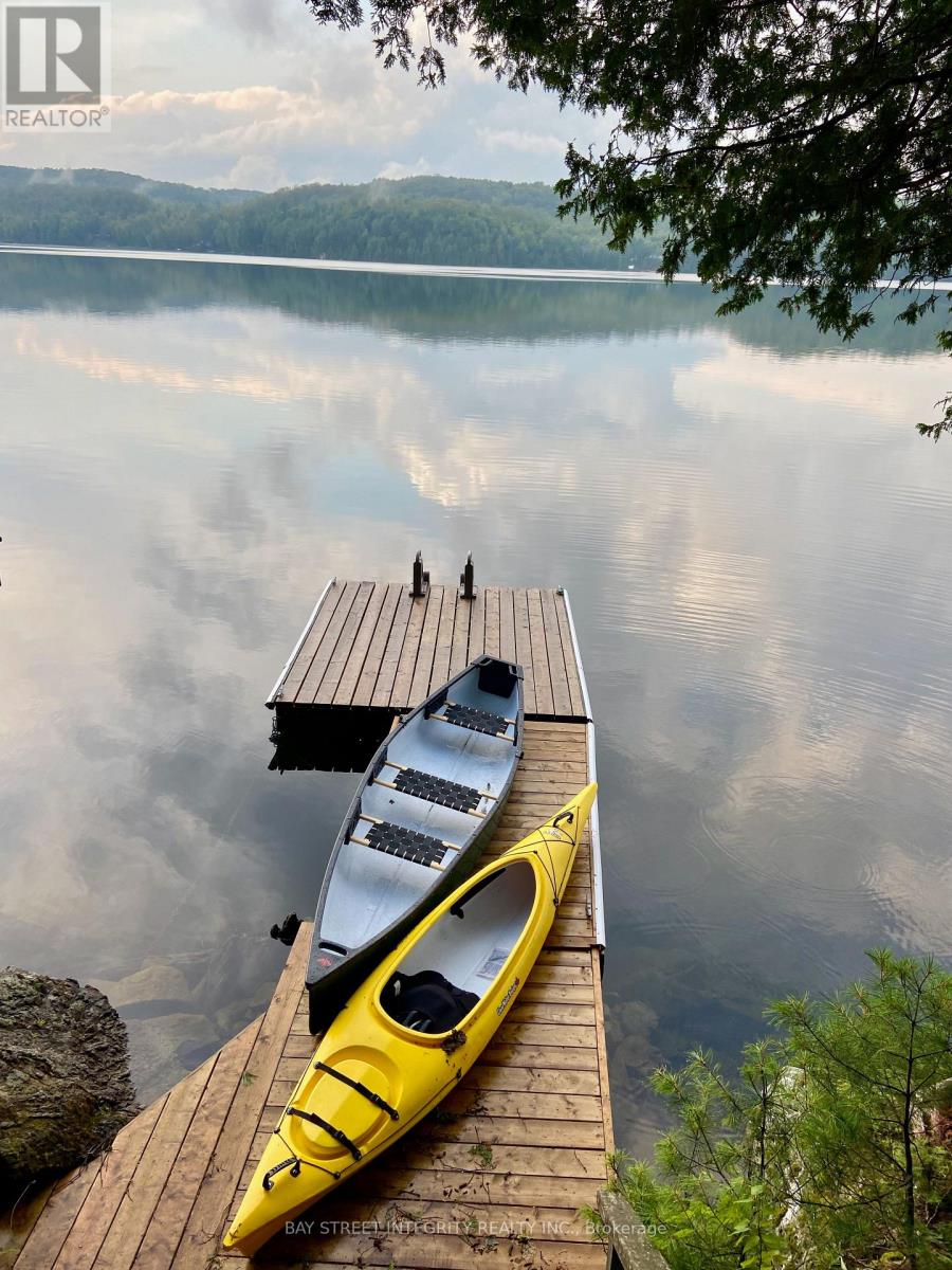 376 FARADALE COURT - 13