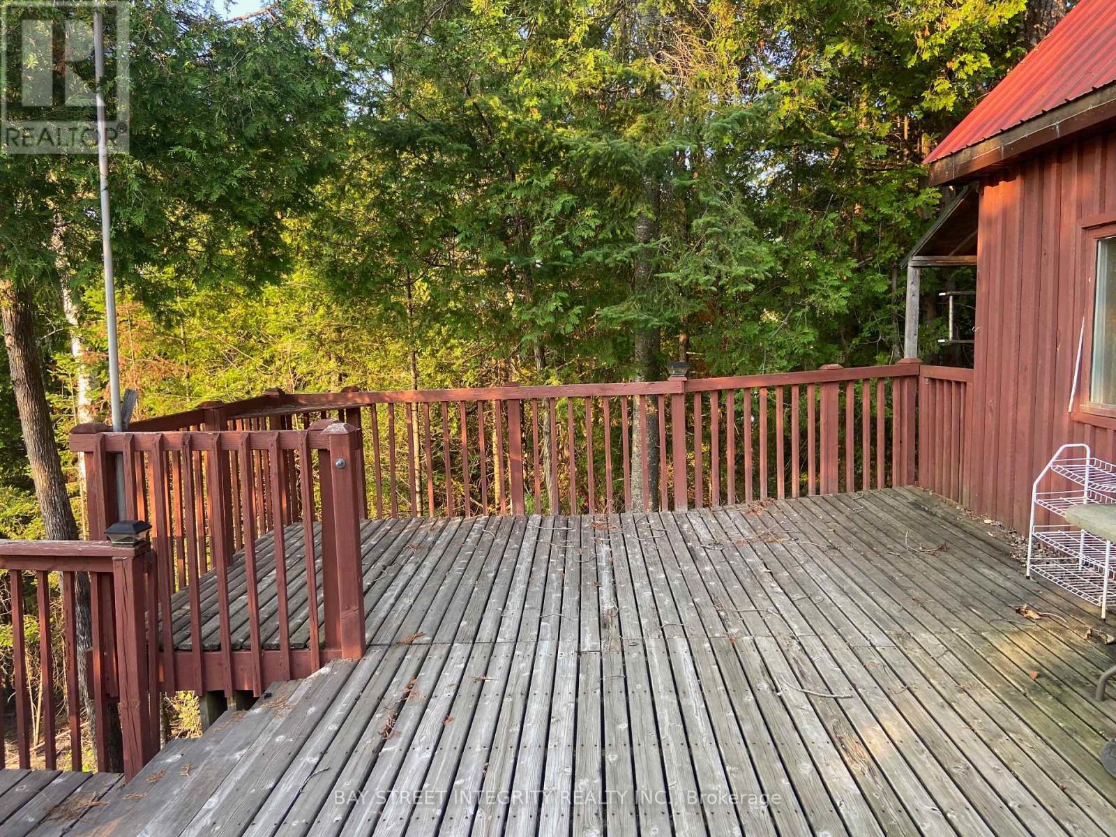 376 FARADALE COURT - 33