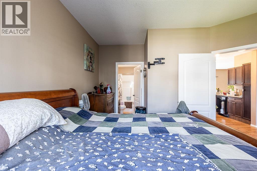 35 Somerset Lane SE — photo 12