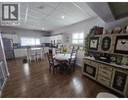 Living room - 1812 Marble Street, Quesnel, BC V2J4M4 Photo 16