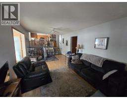 Kitchen - 1812 Marble Street, Quesnel, BC V2J4M4 Photo 14