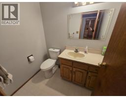 1812 Marble Street, Quesnel, BC V2J4M4 Photo 30