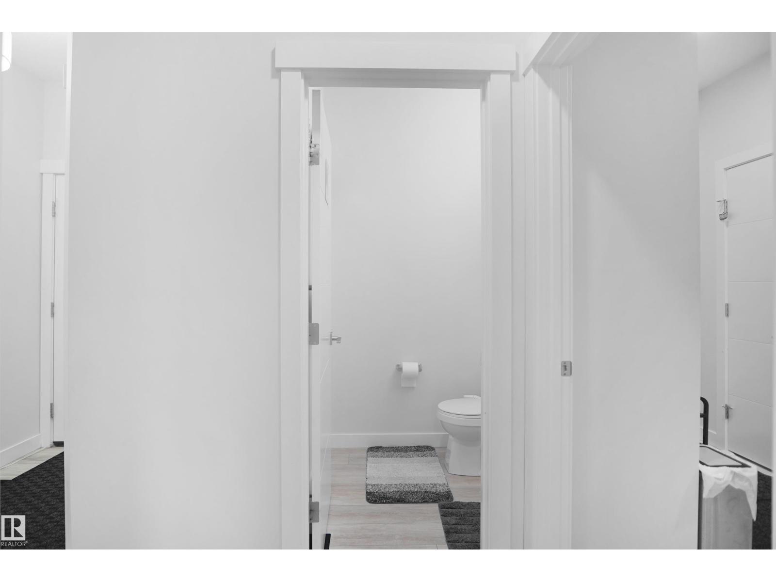 2551 12 AV NW - 11
