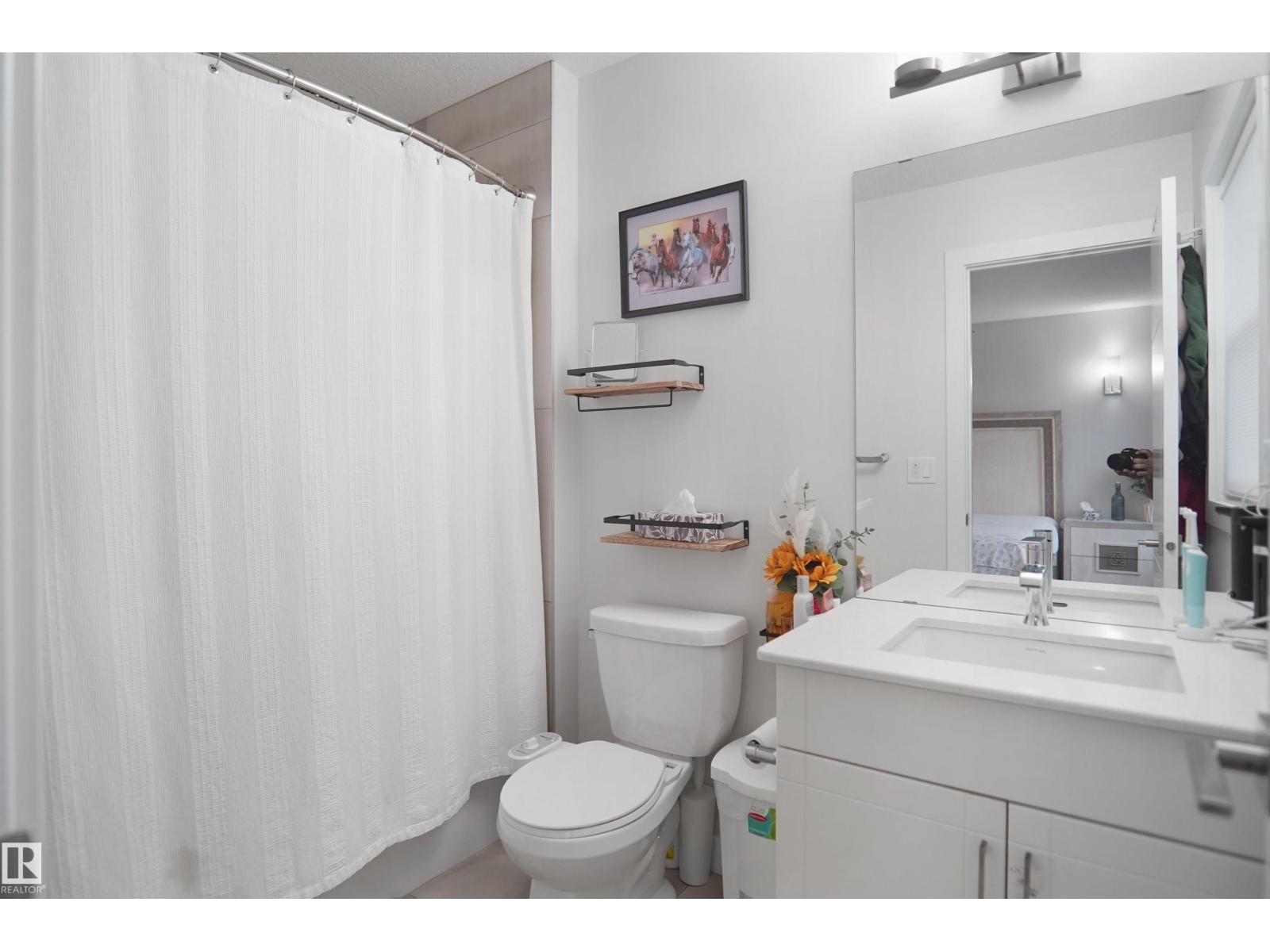 2551 12 AV NW - 34