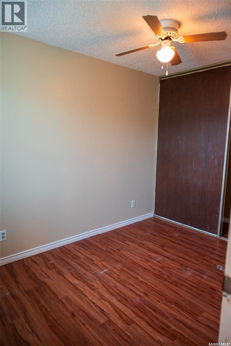 #5056 10th AVENUE - 18