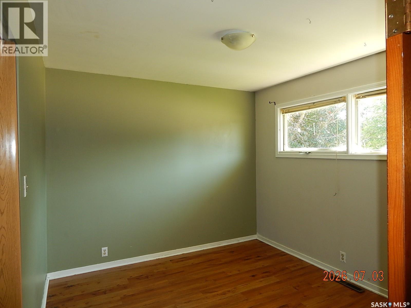 710 3RD STREET E - 12