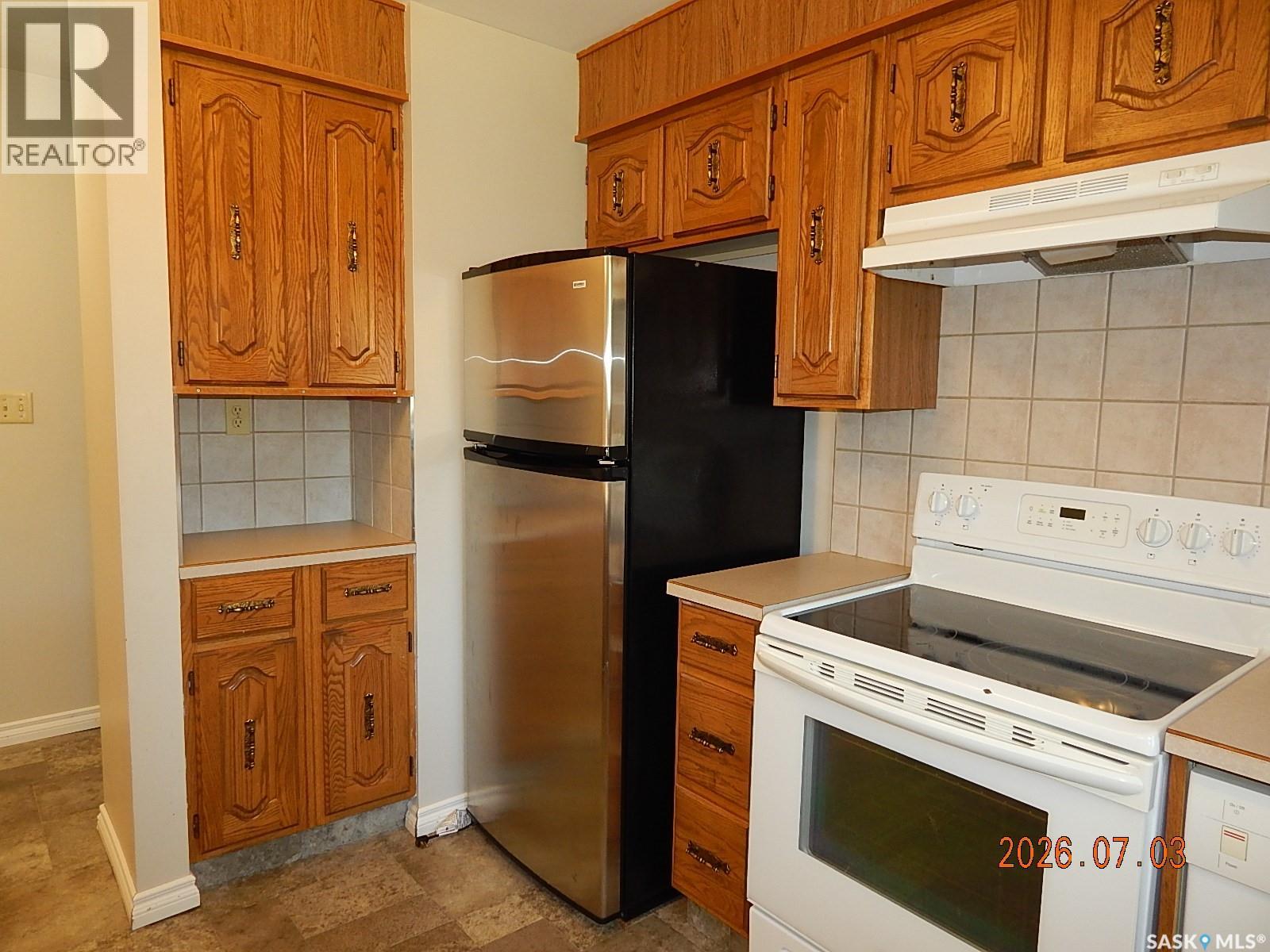 710 3RD STREET E - 8