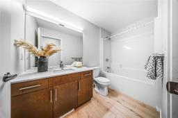 18 Gottfried Point, Winnipeg, MB R2C5T5 Photo 23