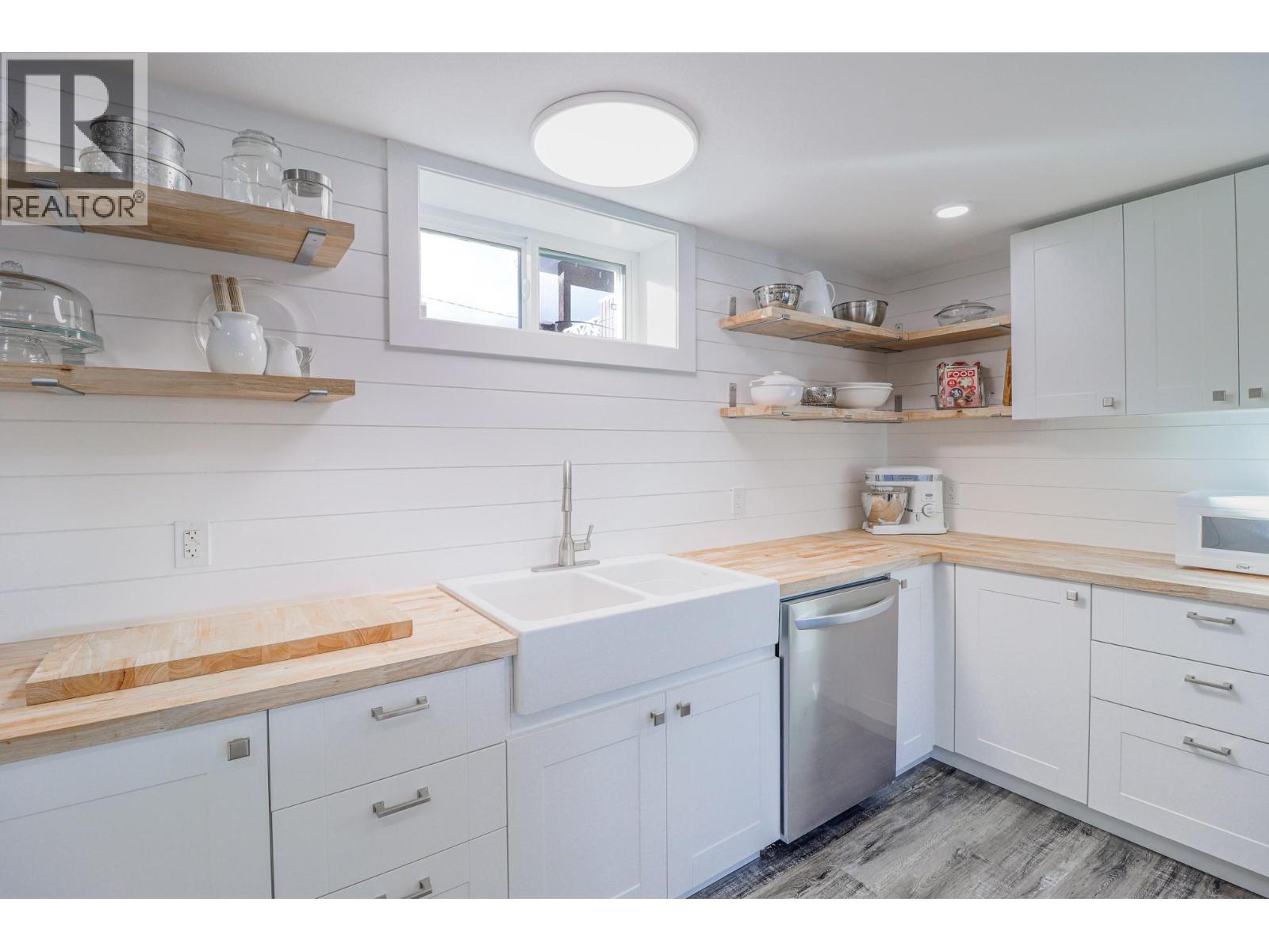1405 2A Avenue S - 26