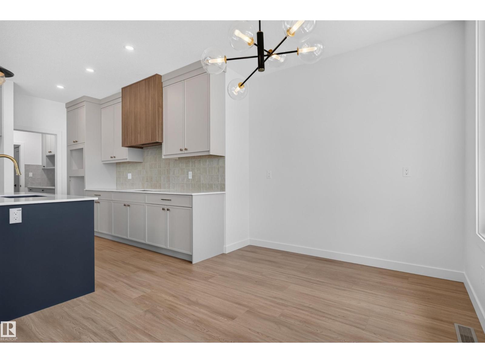 1866 EATON WD NW - 23