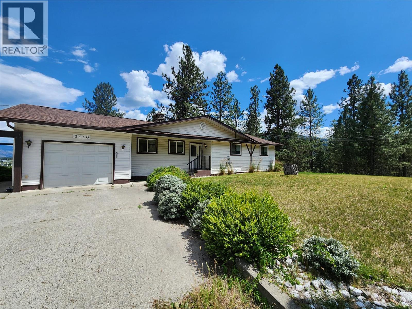 5440 41 Highway - 1