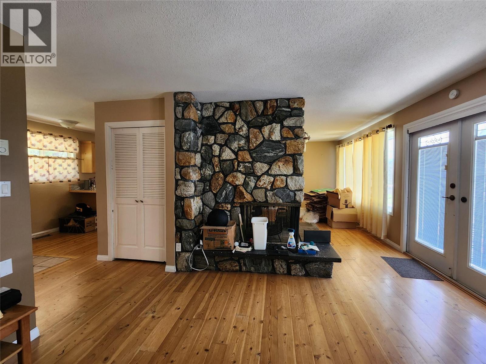5440 41 Highway - 15