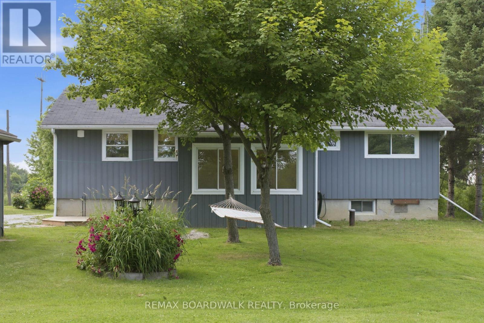 2 Bed, 2 Bath House for Sale in Perth – 24 NORTH STREET N, Perth – MLS# X13526182 - Image 24