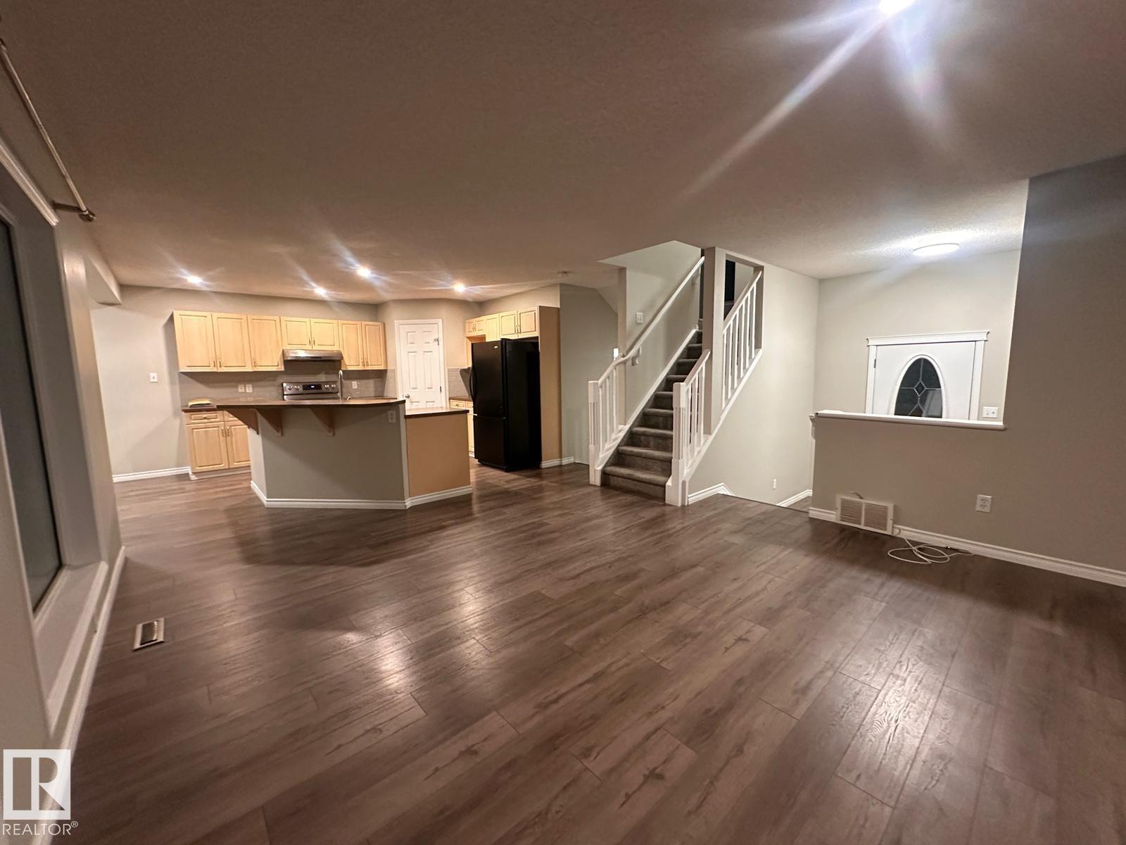 417 86 St SW photo 5 — MLS® E4497365