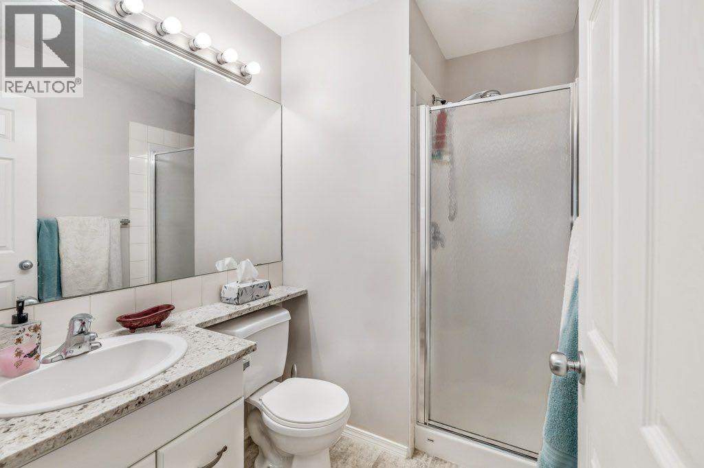 #2 121 Silkstone Road W - 16