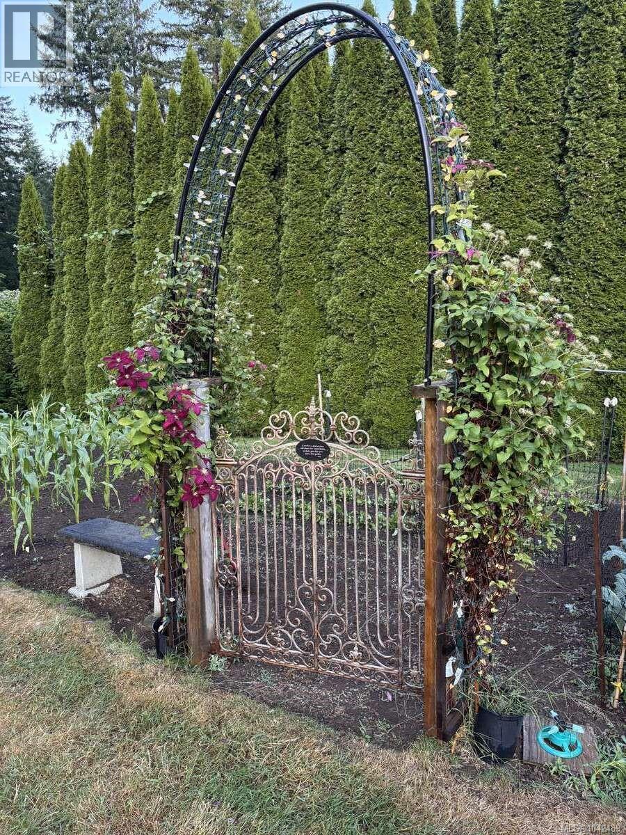 5000 Childs Rd, Courtenay