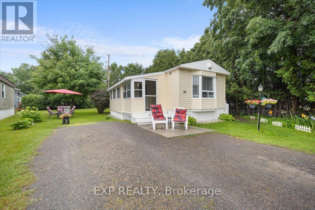 20 PINEWOOD AVENUE - 25