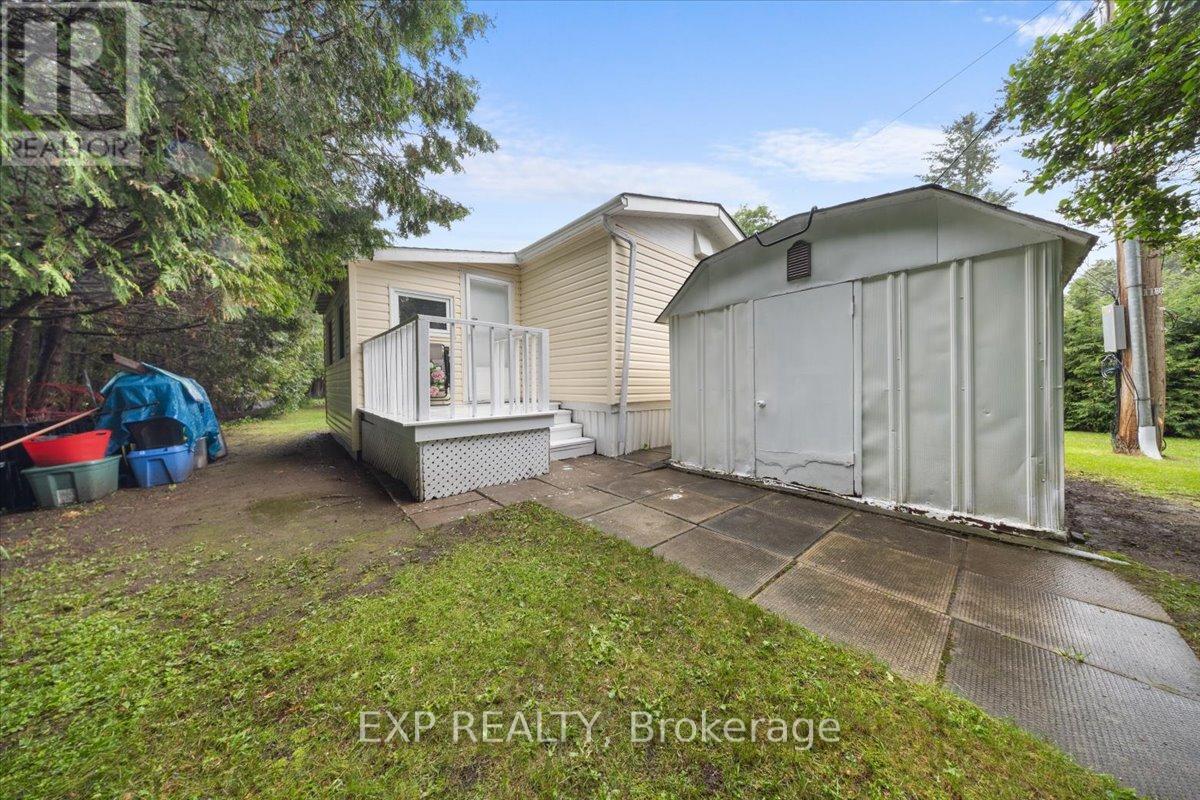 20 PINEWOOD AVENUE - 26