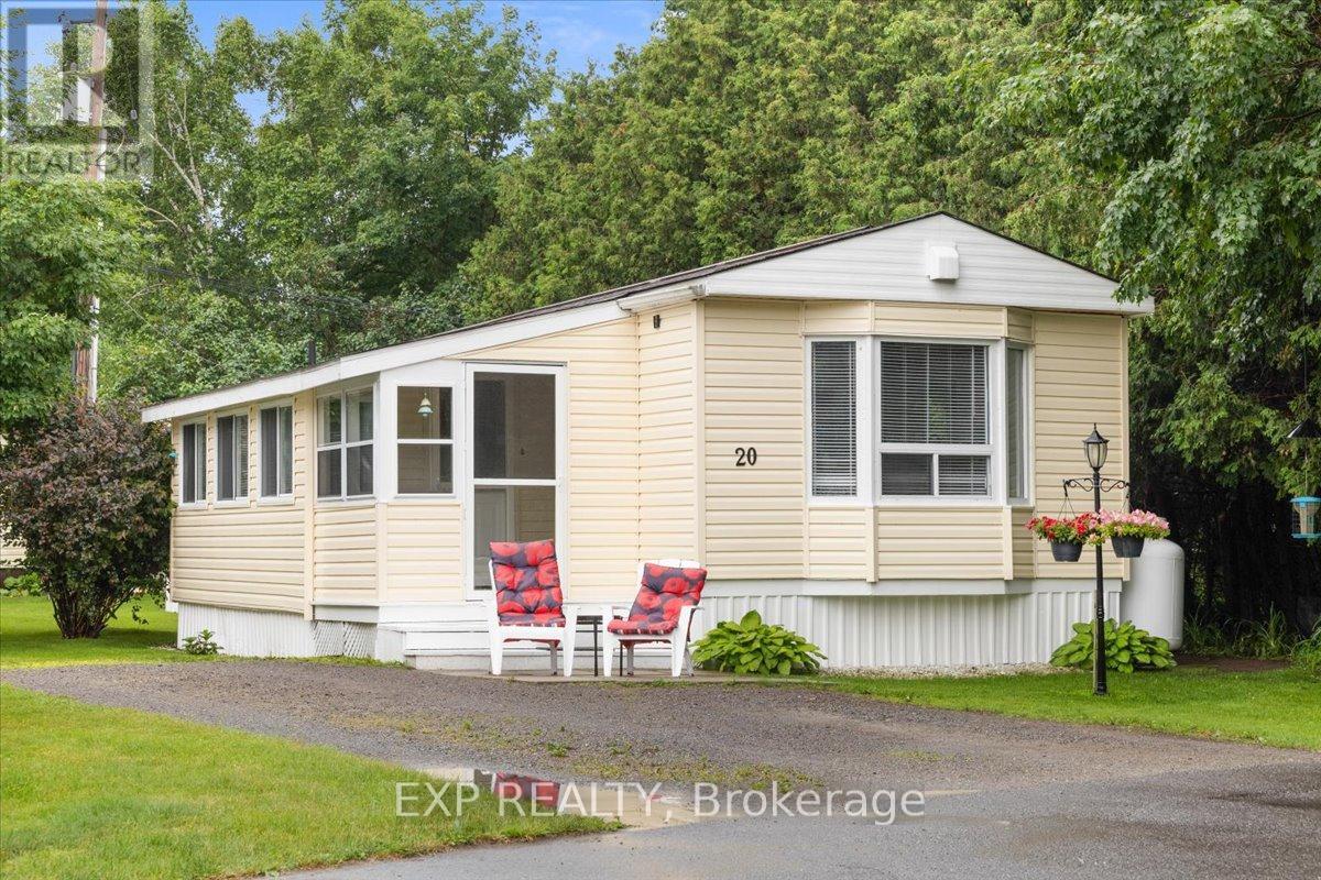 20 PINEWOOD AVENUE - 3