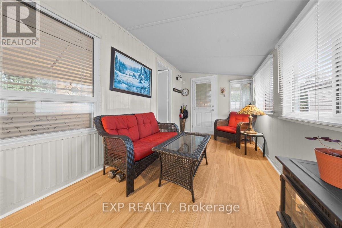 20 PINEWOOD AVENUE - 8