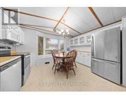 20 Pinewood Avenue, Beckwith, ON K7C3P1 Photo 12