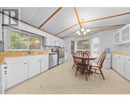 20 Pinewood Avenue, Beckwith, ON K7C3P1 Photo 13