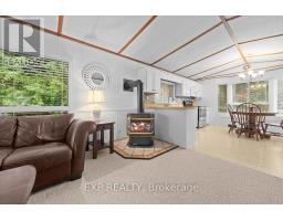 20 Pinewood Avenue, Beckwith, ON K7C3P1 Photo 15