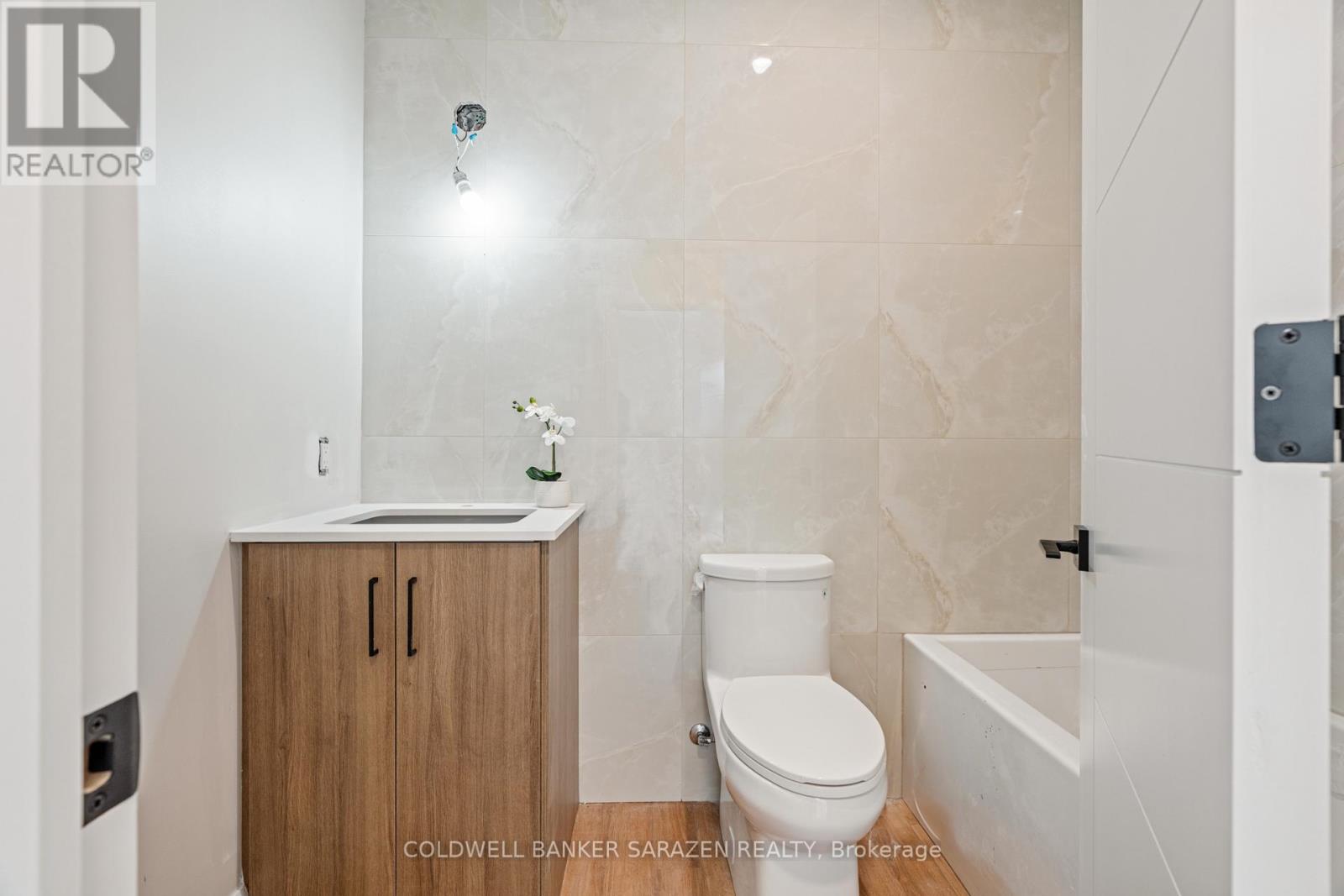 2 Bed, 2 Bath Multi-Family for Rent in Ottawa – 203 – 10 MCARTHUR AVENUE, Ottawa – MLS# X13529746 - Image 15