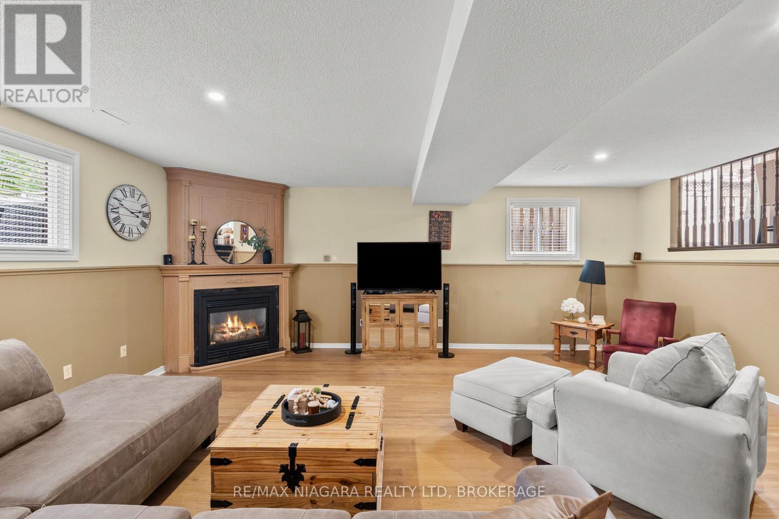 5991 ANDREA DRIVE - 18