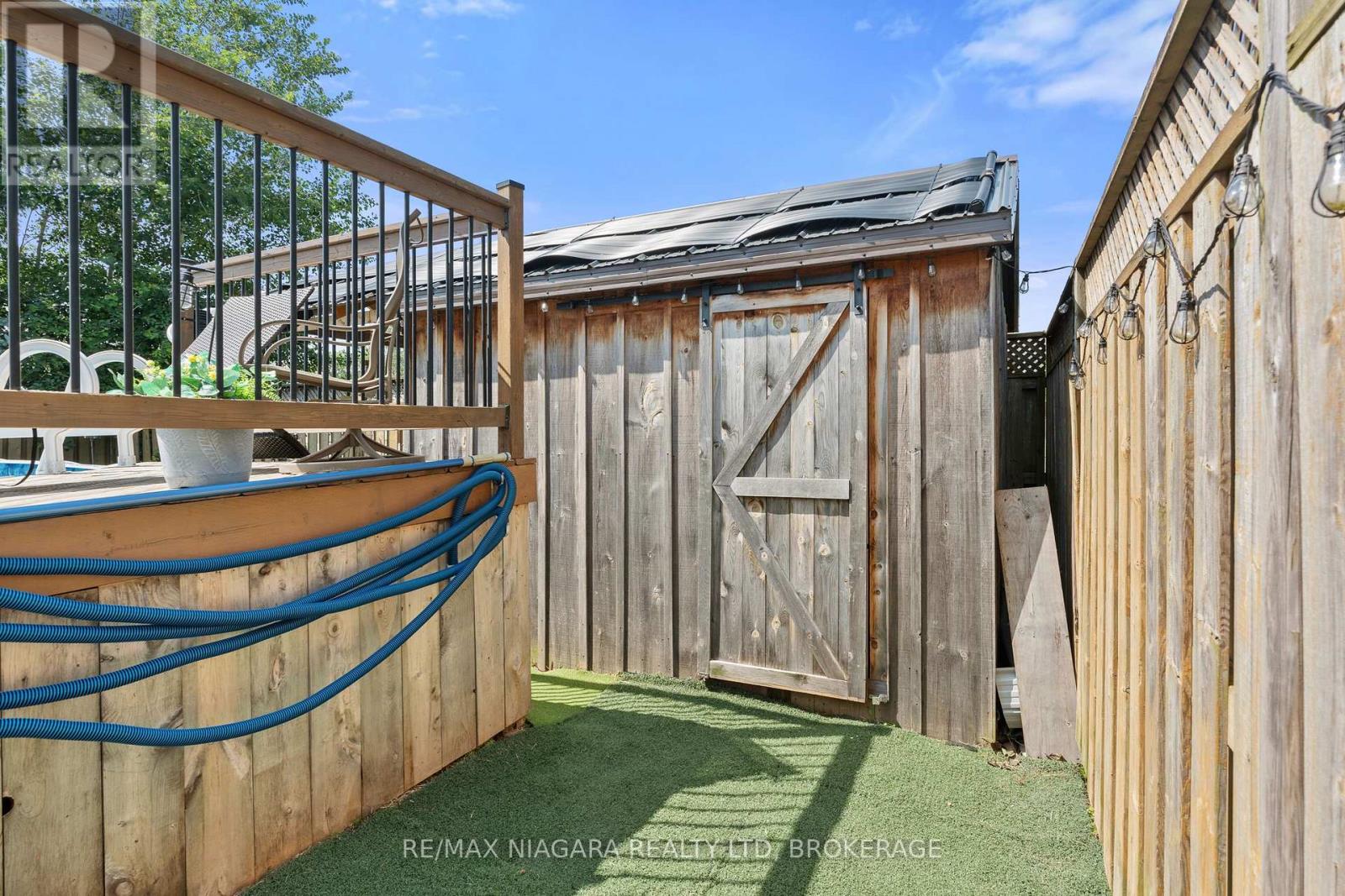 5991 ANDREA DRIVE - 39