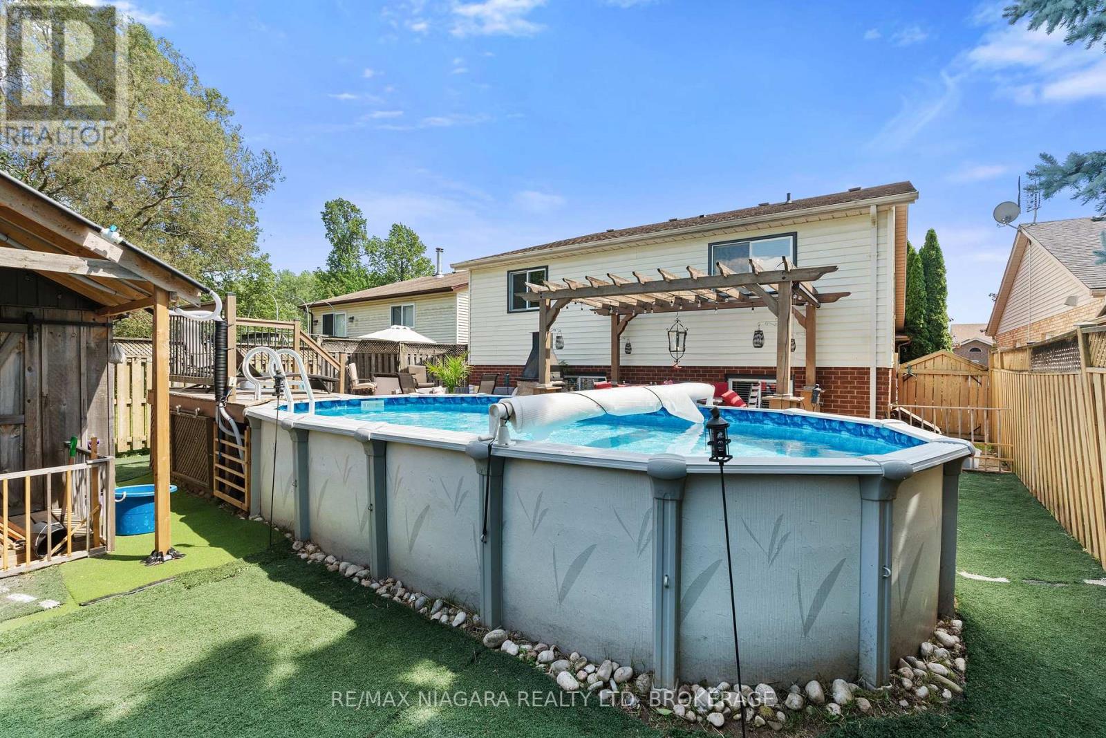 5991 ANDREA DRIVE - 40