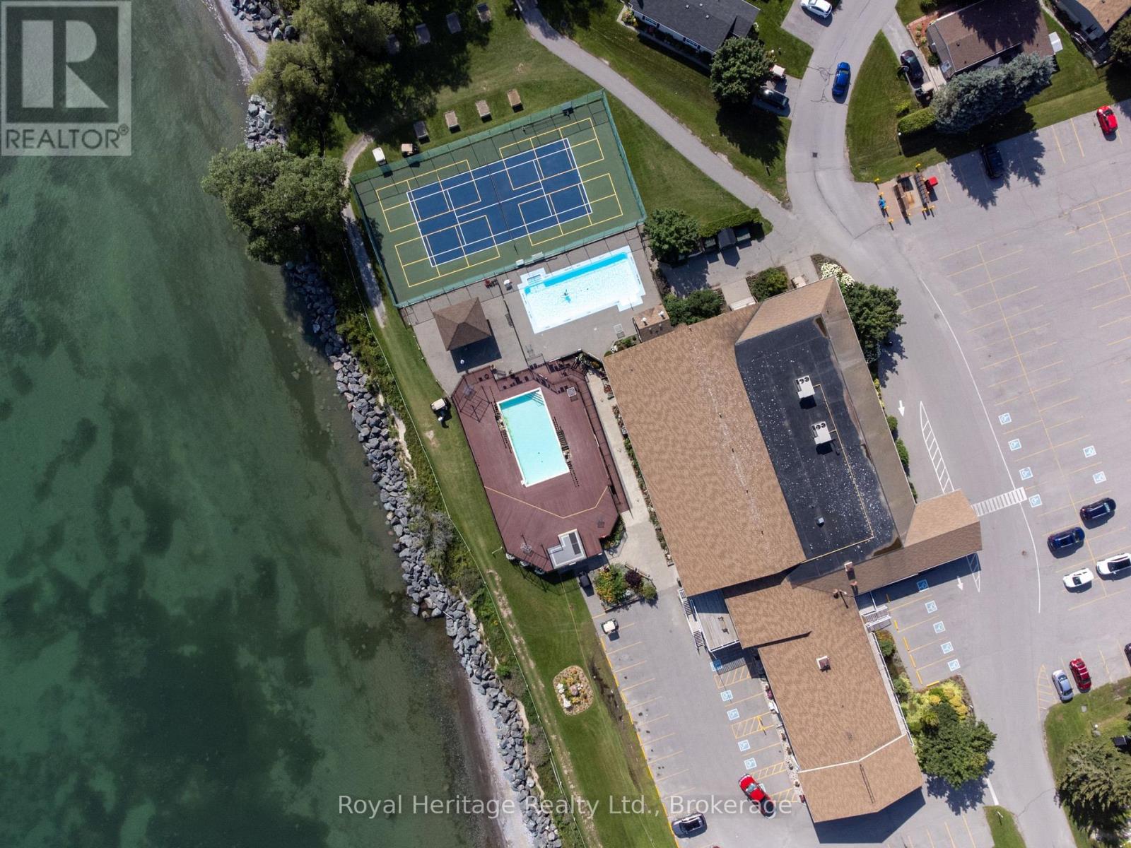 118 BLUFFS ROAD - 44