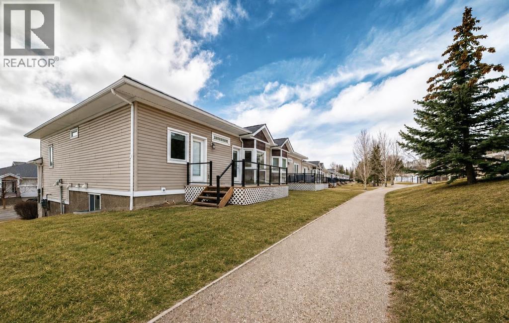 520 Rocky Vista Gardens NW - 35