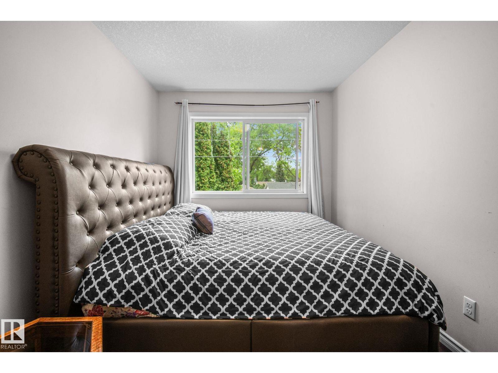 4806 117 AVE NW - 31