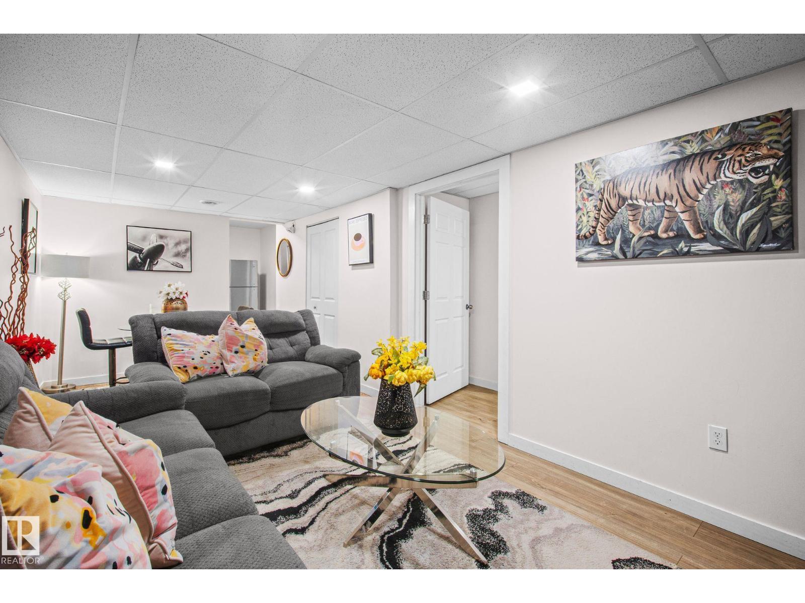4806 117 AVE NW - 58