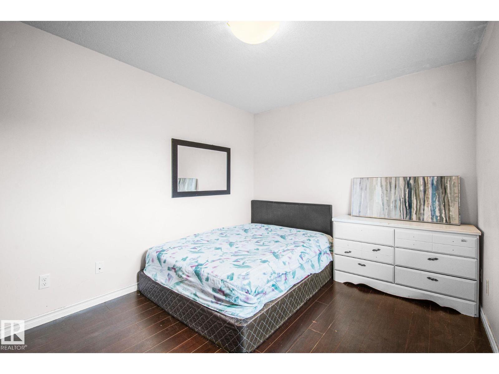 4806 117 AVE NW - 45