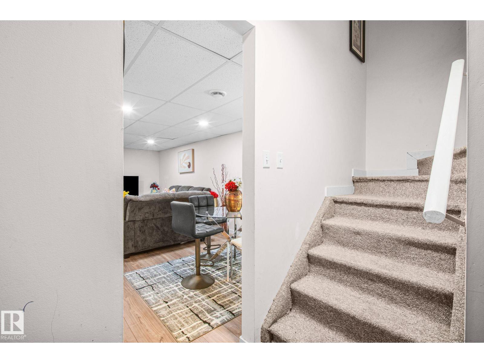 4806 117 AVE NW - 47