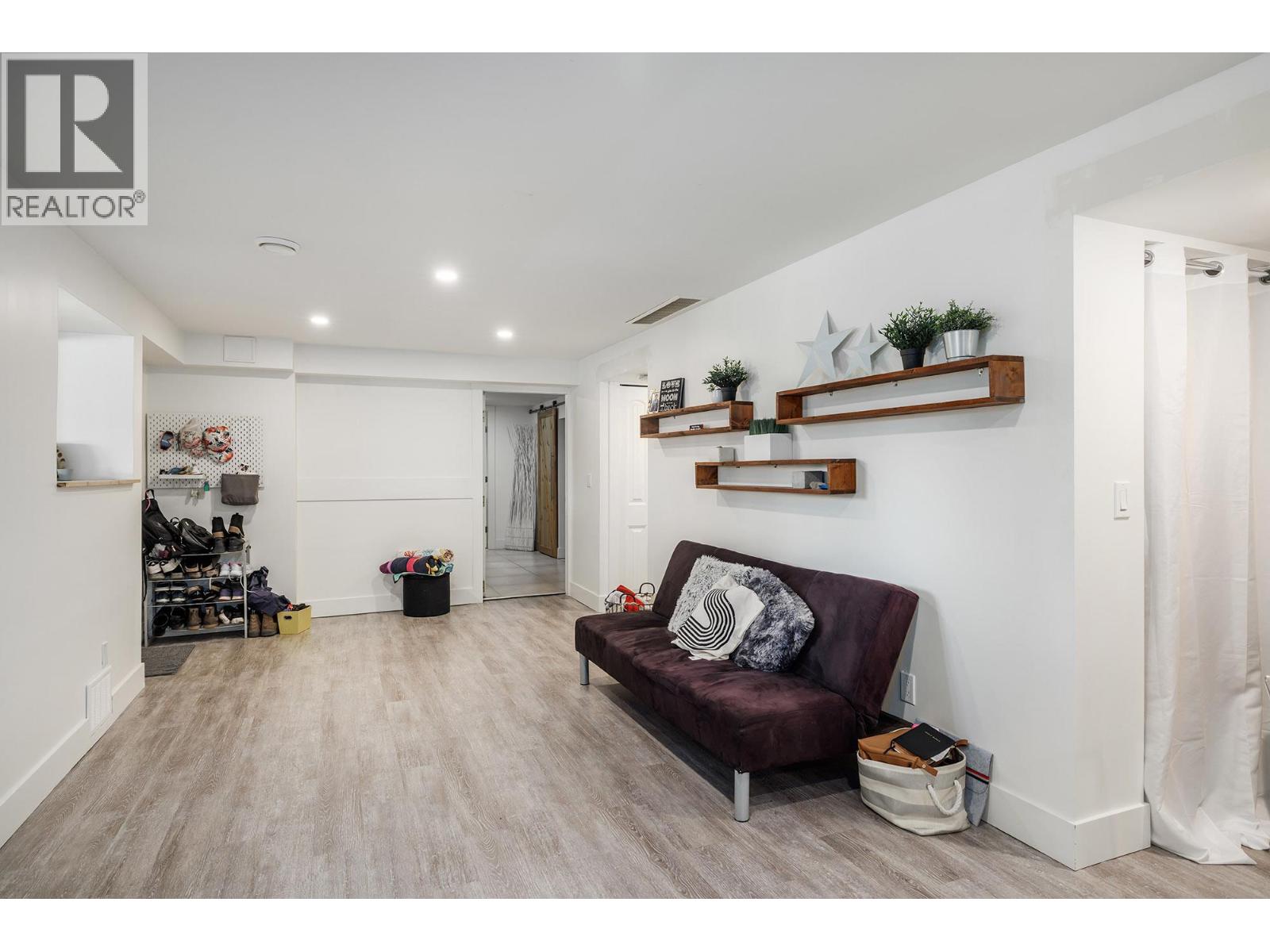 2020 Goldie Road - 28