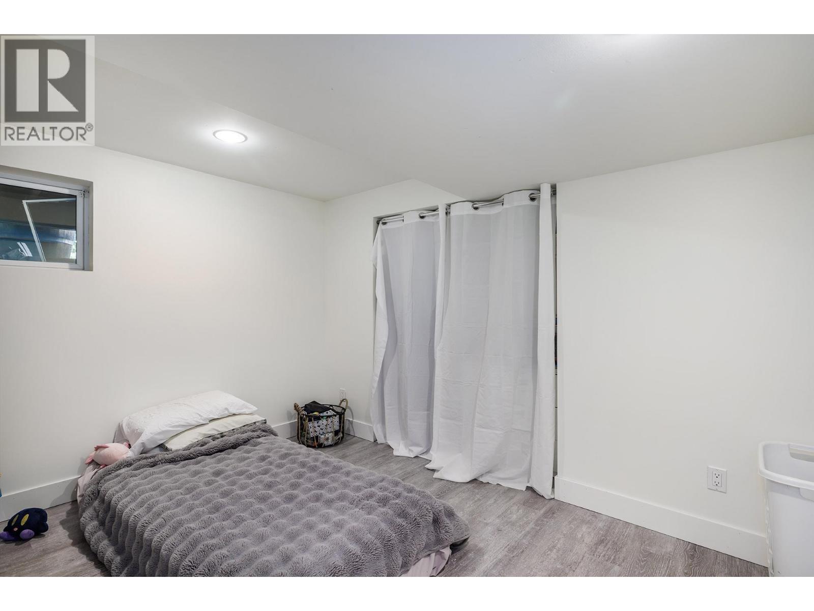 2020 Goldie Road - 30