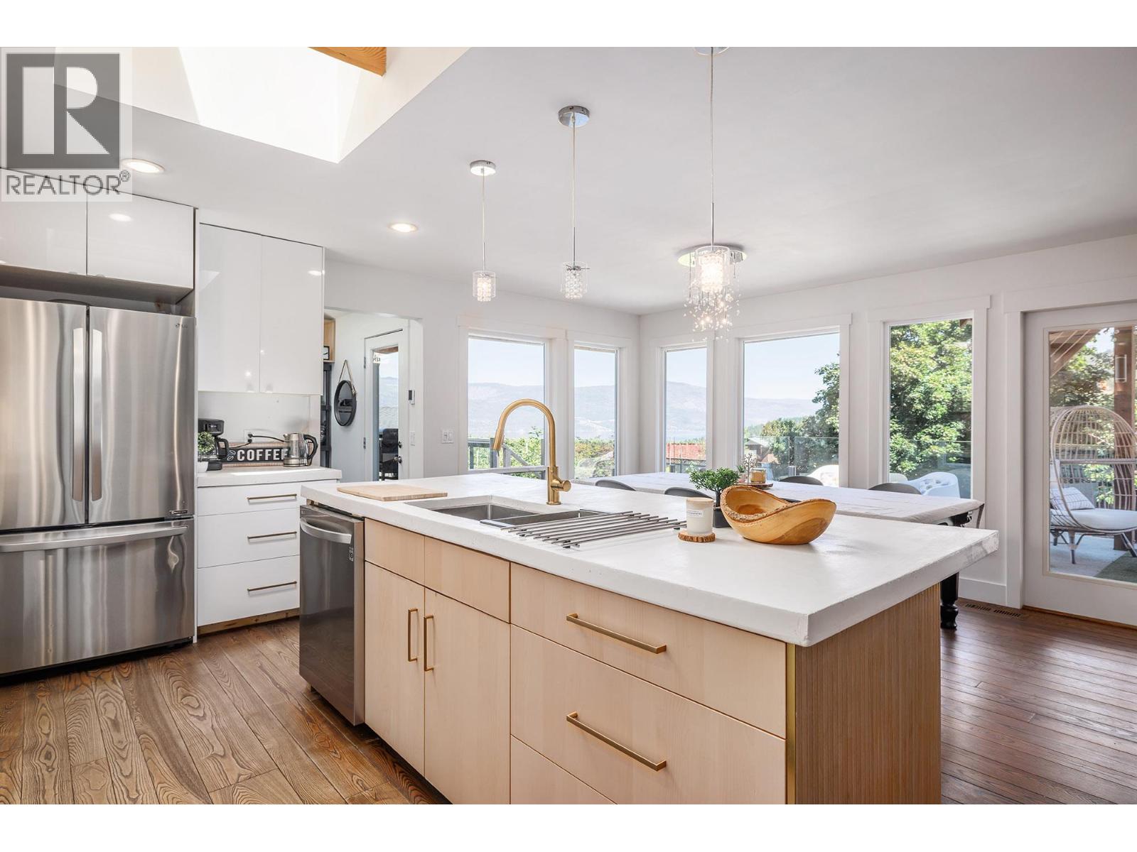 2020 Goldie Road - 12